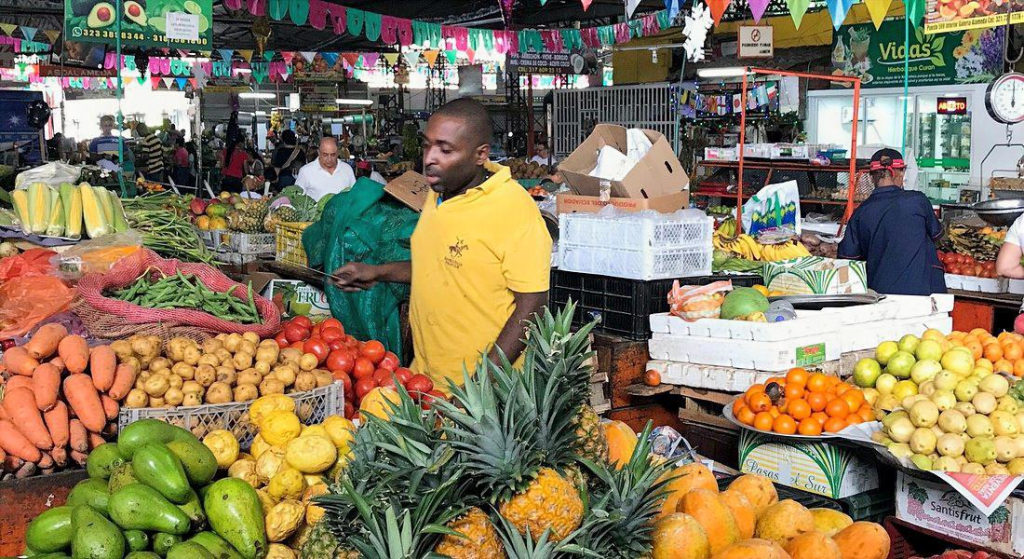 Mercados de frutas y verduras.