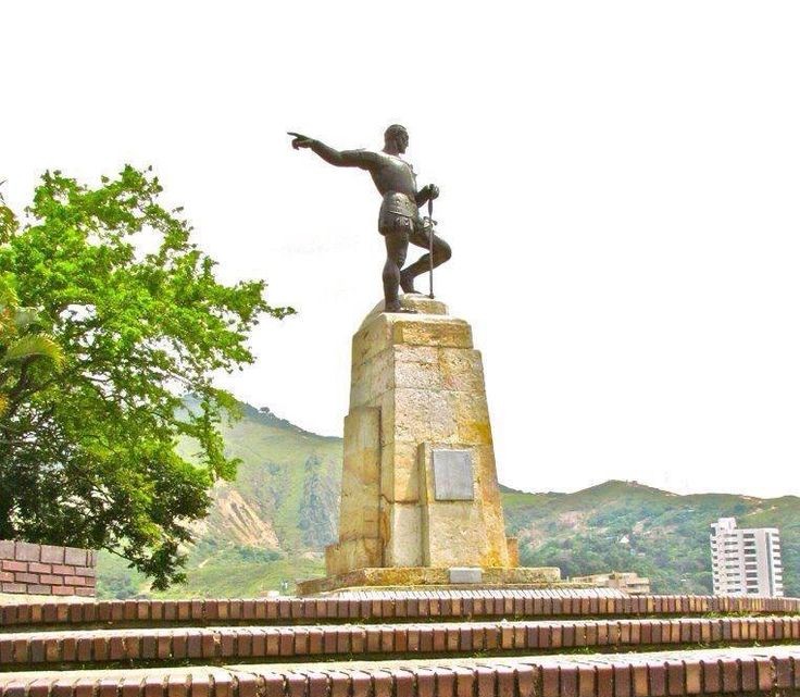 Estatua de Sebastián de Belalcázar.